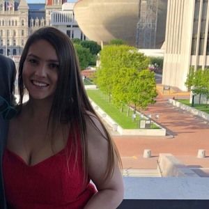 Meet your Posher, Thais